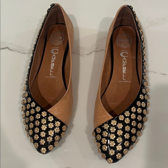 Jeffrey Campbell Flats Natural Black Studded Leather, Size 8 - Picture 4 of 13